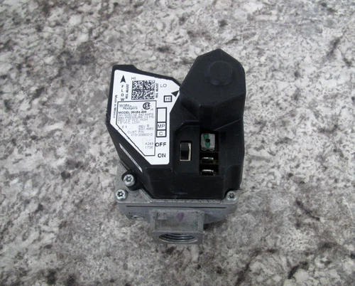 Trane White-Rodgers X13120680010 36H54-486 VAL08750 VAL8750 Furnace Gas Valve