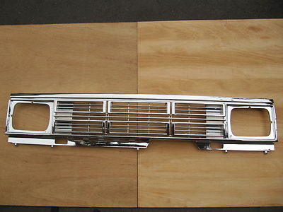 CHROME GRILL for NISSAN 720 86-89 NAVARA HARDBODY D21 PICKUP W