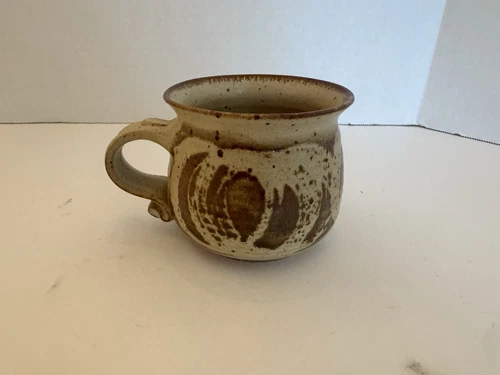 Hand Thrown Studio Art Pottery Mug Signed By Artist Vintage Pottery