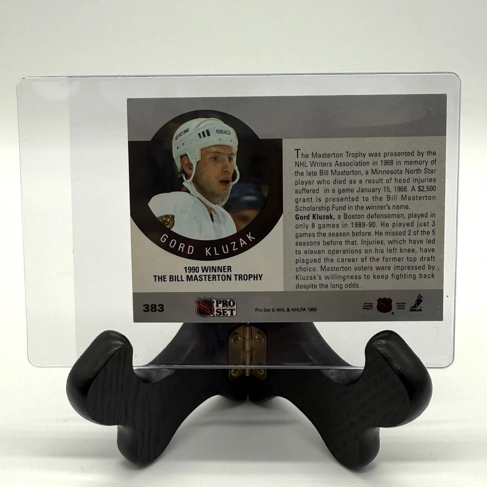 1990 Pro Set NHL #383 Bill Masterton Trophy Gord Kluzak Hockey Card NM-MT - Image 2 of 2