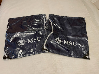 Paar MSC Cruises Voyagers Club Kordelzugbeutel marineblau neu & versiegelt Erinnerungsstücke