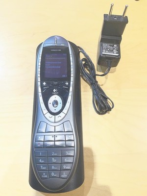 LOGITECH Harmony 880 (966187-0403)