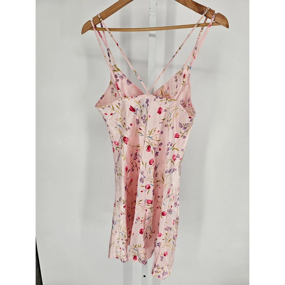 Camisón vintage años 90 Jaclyn Smith talla M rosa claro satinado floral cottagecore Foto 4 de 4
