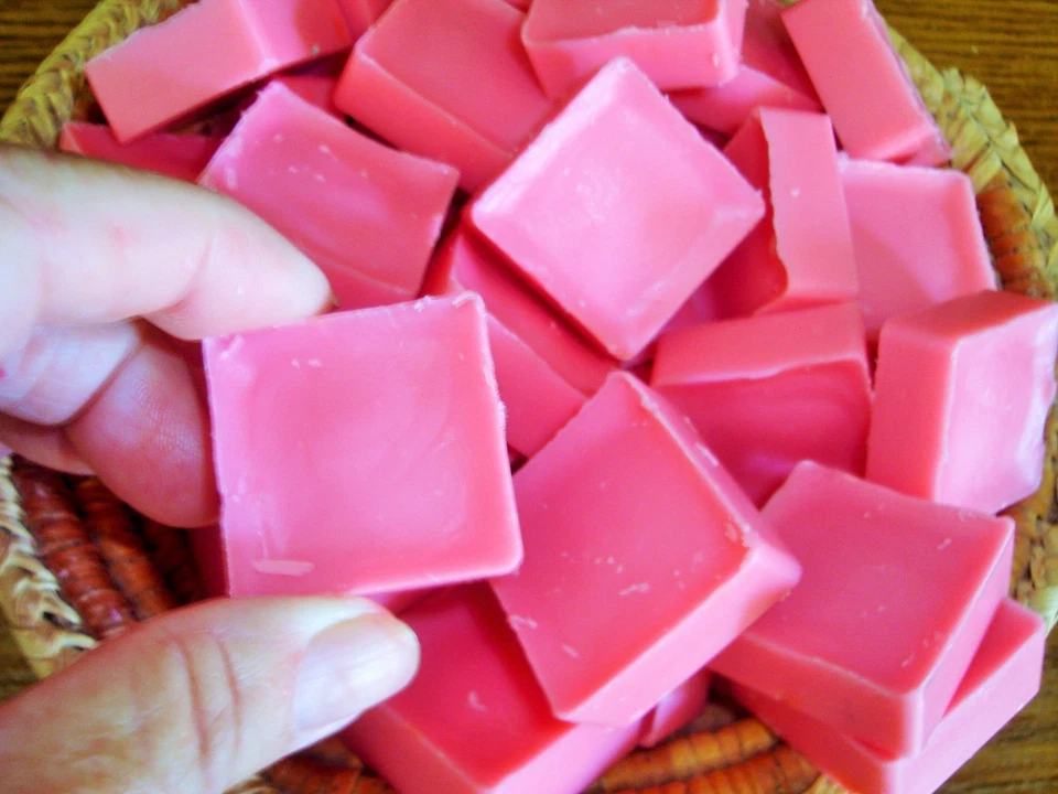 40 You Choose Scent Highly Scented Wax Melts Tarts Cubes Candle Wax Melts - Image 4 of 4