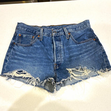 Levi s 501 Women s Blue Denim Cut Off Shorts Mid Rise size W32