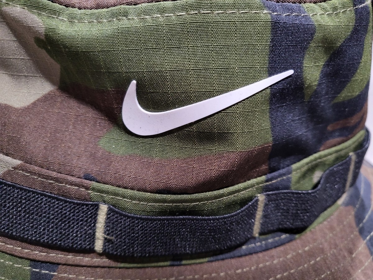Nike Air Sportswear Dri-Fit Apex Camo Print Bucket Hat sz M