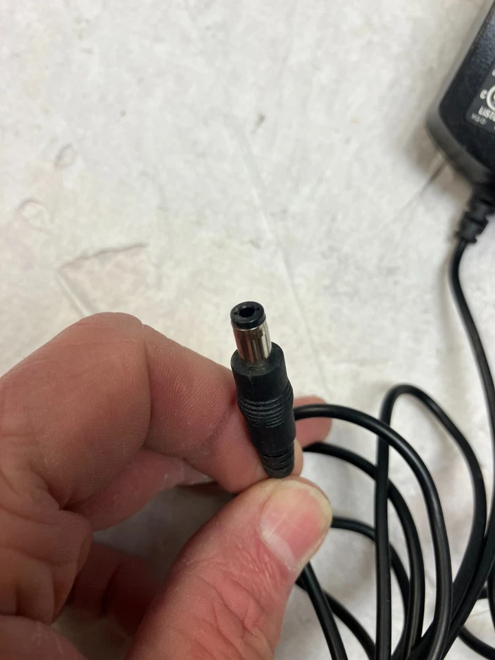 Polycom 1465-43637-001 PSA15A-480P Power Supply VVX 400 410 500 301 311 401 501 - Image 4 of 4