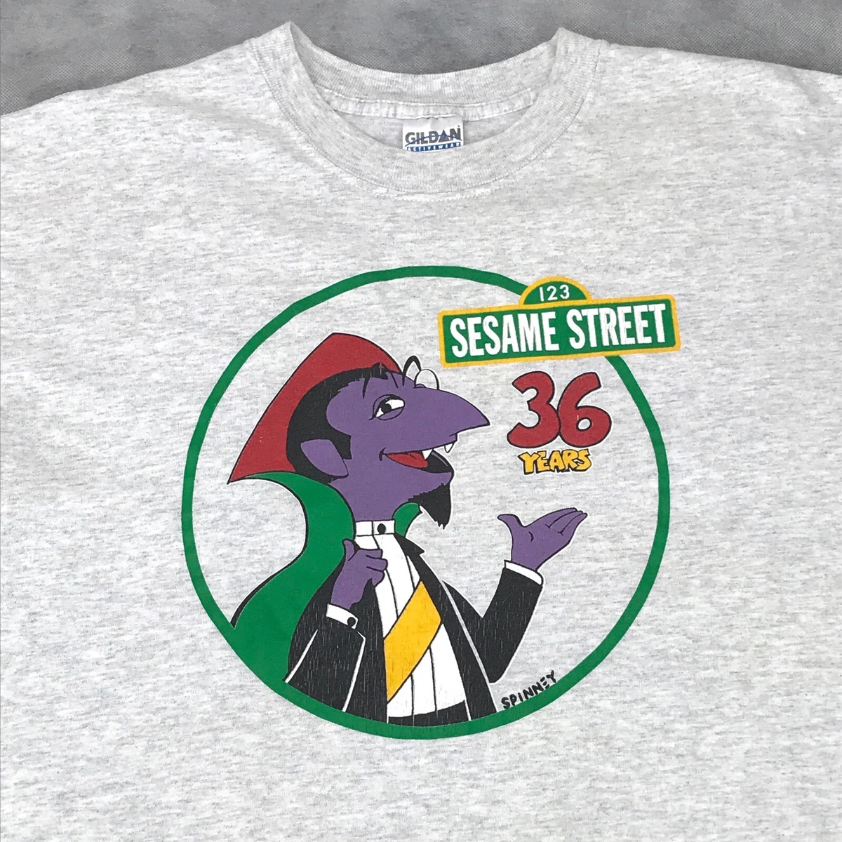 vtg SESAME STREET 36TH YEAR THE COUNT T Shirt M cartoon caroll spinney muppets