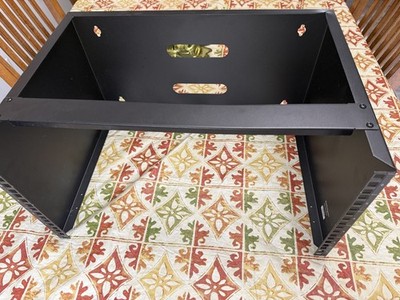 StarTech.com 6U Wall Mount Network Equipment Rack - 14 Inch Deep - 19'' Patch