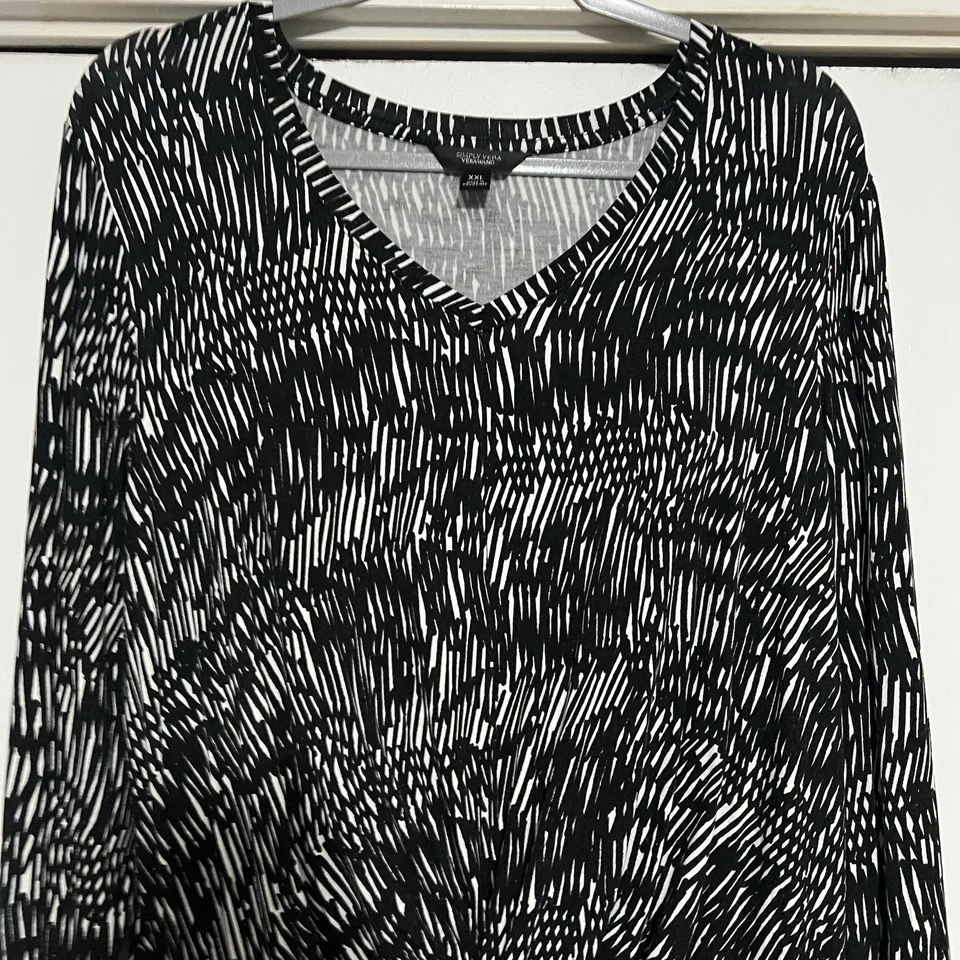 Top Simply Vera Wang manga larga negro/blanco sobrepelliz frente cruzado cuello en V XXL/2XL Foto 4 de 4