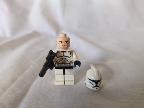 LEGO Star Wars: Separatist Spider Droid (7681) 99% complete w/ 4 minifigs