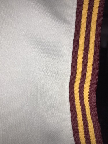 Adidas NBA Cleveland Cavaliers Lebron James Taglia: Youth L - Foto 12 di 12