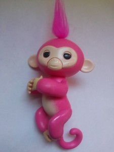 Ouistiti Fingerlings Bebe Singe Rose Interactif Avec Son Ebay
