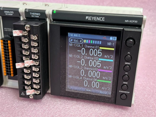 KEYENCE NR-XCP30 MULTI-INPUT DATA LOGGER CONTROL PANEL