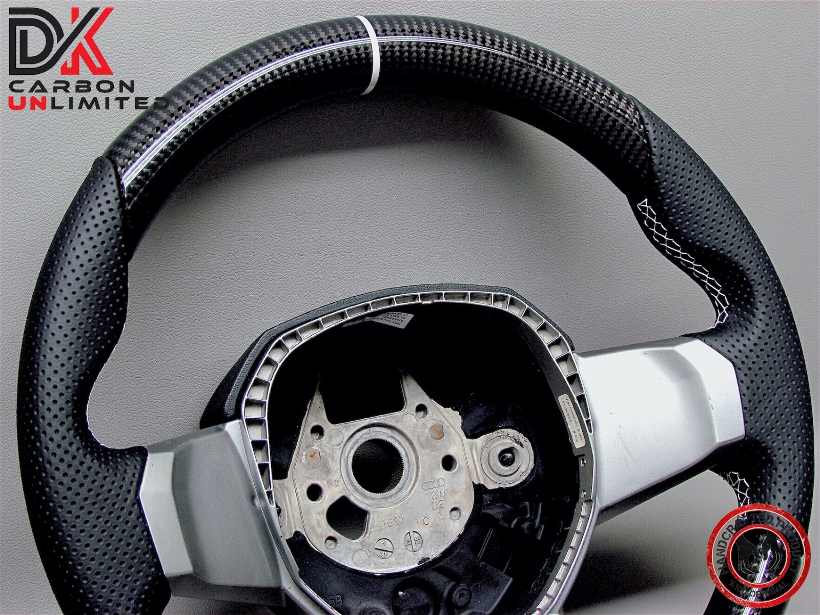 Lamborghini Aventador SVJ63 LP700Perforated White Ring Carbon Steering Wheel v4