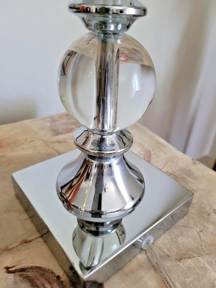 MCM Lg Lucite/Acrylic Stacked 3 ball Square Chrome Base 28.5 in Total 8 LB - Image 3 of 4