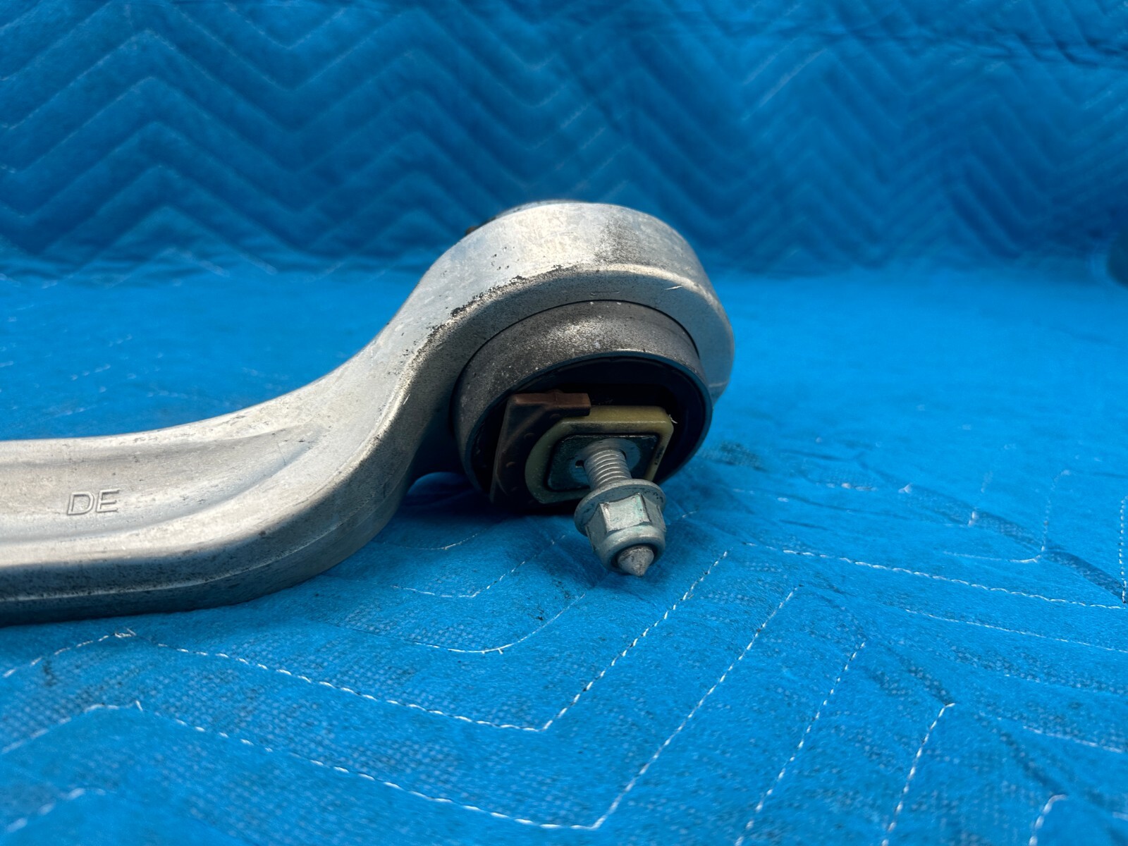 Bentley Cont Flying Spur Front Passenger Side Lower Control Arm 29k 2006-2012 OE