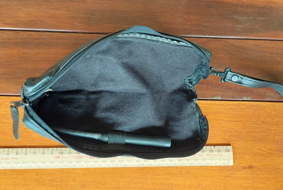 Ранний мобильный телефон черный виниловый чехол на молнии сделано Koszegi | + Motorola Aerial - Изображение 3 из 4