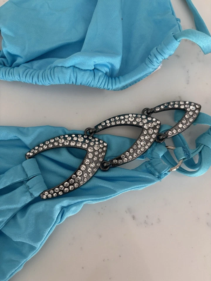 Conjunto de bikini Beach Bunny para mujer azul nuevo sin etiquetas, parte inferior M, parte superior XL Foto 2 de 4