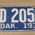 1938 South Dakota Dealer License Plate D205 Original Paint 11 7/8" x 5 3/8" — photo 3