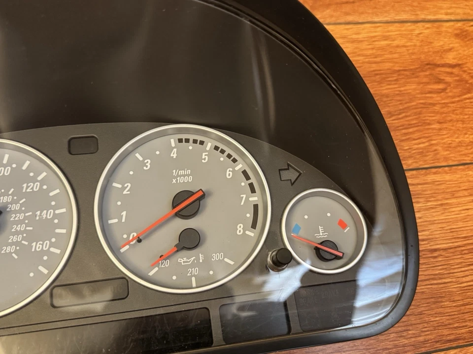 OEM 2004-2006 BMW X5 4.8iS E53 Instrument Gauge Cluster Speedometer - Image 2 of 4