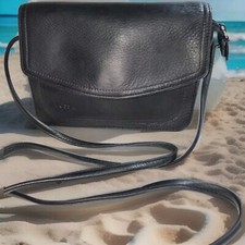 Fossil Vintage Black Pebbled Leather Crossbody Bag Multi Compartment Purse, 8X5