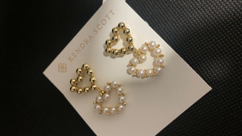 $98 KENDRA SCOTT ASHTON 14K GOLD HEART 1.5" STATEMENT EARRINGS FRESHWATER PEARL - Picture 6 of 7