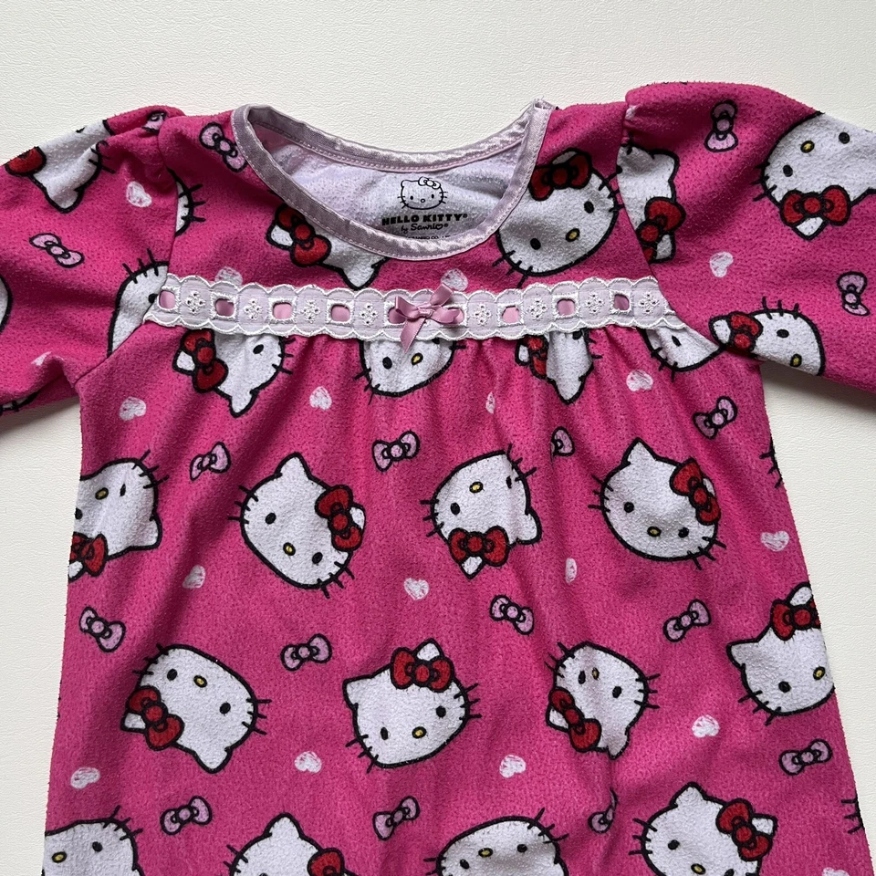 Vestido de pijama Sanrio Hello Kitty niñas 3T rosa por todas partes cara corazón de Hello Kitty Foto 2 de 4
