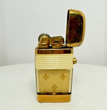Vintage Scripto VU Lighter Gold Tone with Fleur de Lis Cigarette Lighter