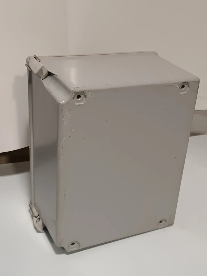 Carcasa de fibra de vidrio nVent HOFFMAN A1086CHQRFGW 10x8x6, NEMA 4X, ventana IP66 Foto 4 de 4