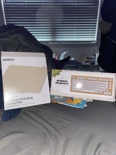 iJoy Wireless Keyboard Compact 82-Key Wood Grain White/Brown QWERTY J10499-TT