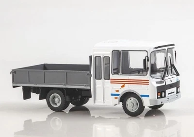 PAZ-3205-30K (Special Series) SNA18 Magazin №18 MODIMIO 1:43 NEW!