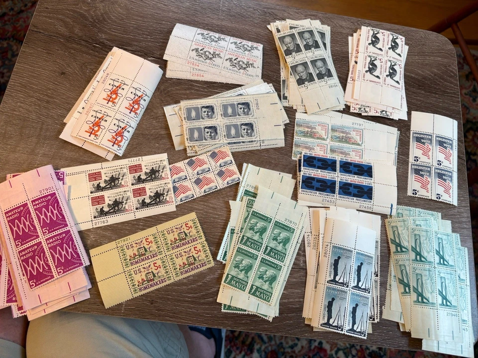 250 Mid-century Plate Blocks of 4 in Original Plate Block File Books - Image 2 of 4