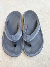 OluKai Ohana Men's 10 Flip Flop Slip On Thong Sandals Casual Shoes Gray Black