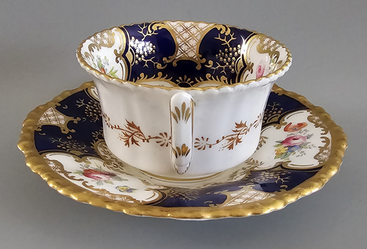 Antique St Louis Callot ボウル ソーサー 4セット Antique Coalport Batwing Y2665 Cup & Saucer Hand Painted Cobalt
