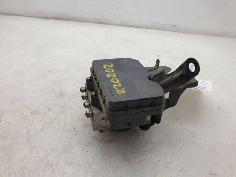 Conjunto de actuador y bomba de pieza de freno antibloqueo para 13-14 SCION XD Foto 4 de 4
