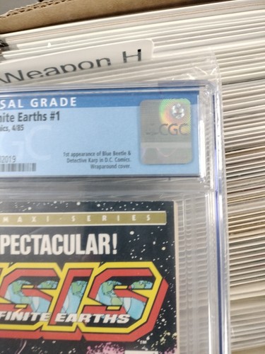Crisis On Infinity Earth 1 Cgc 9.8 - Picture 4 of 7