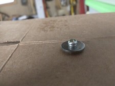 1610-3722 Avex Rivet