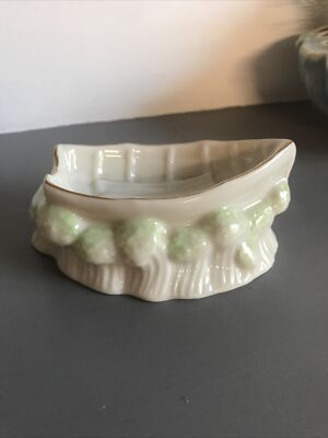 Vintage Belleek irische Keramik Ruderboot Tisch Salz oder Schmuck Schale c.1980-1993