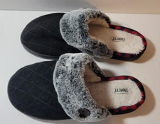 B.O.C. BORN Slippers House Shoes Large 9 9.5 Faux Fur Quilted Memory Foam Fuzzy