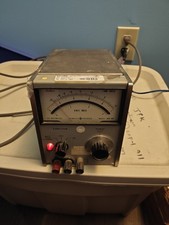 HEWLETT PACKARD 403B dB AC VOLTMETER - Powers On