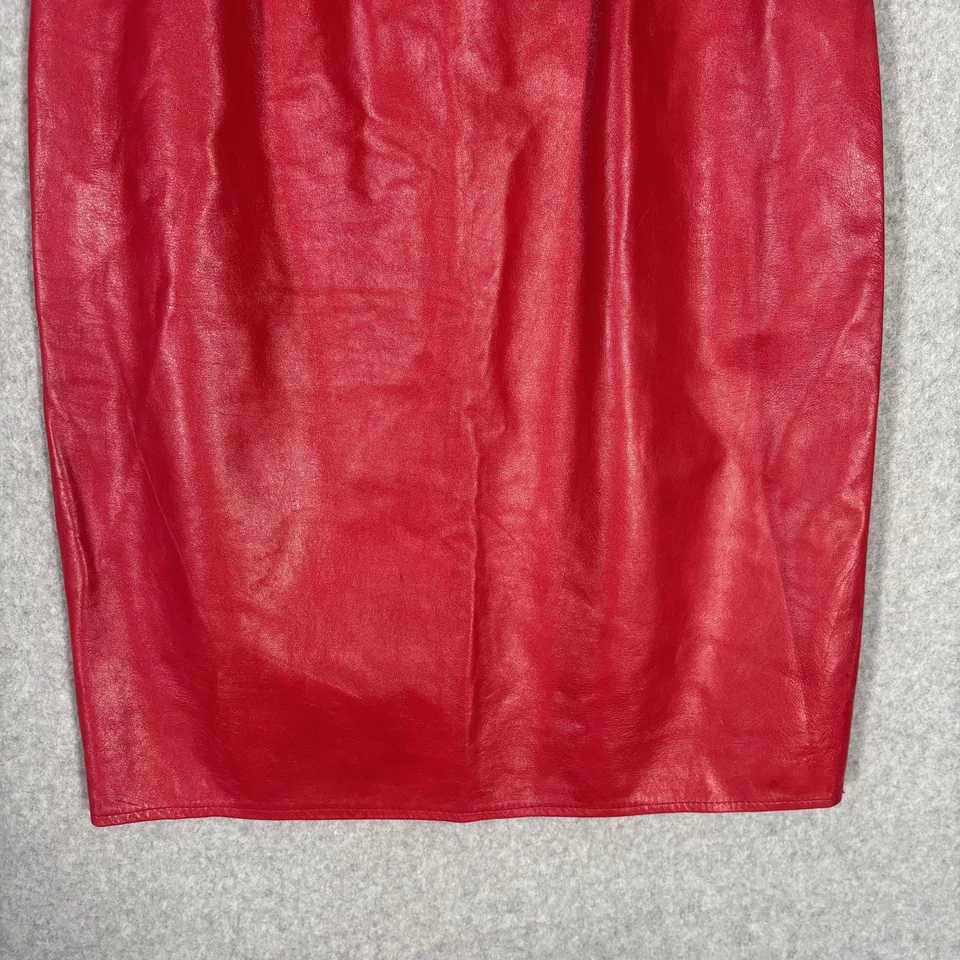 Falda lápiz de cuero vintage años 80 Anne Klein talla 4 suave mantecosa años 90 EE. UU. 24 cintura Foto 3 de 4