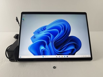 Microsoft Surface Pro 8  (1982) i5-1145G7 - 16GB RAM - 256GB  120Hz - Win 11 Pro
