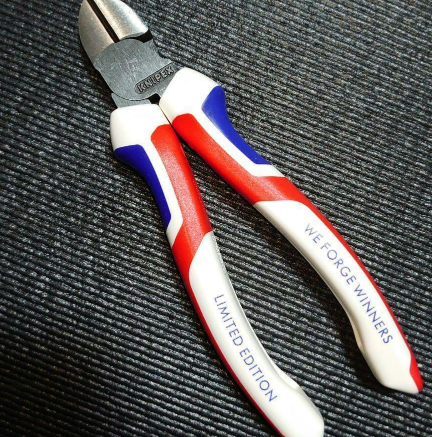 ダイワ HZ 先鋭剣崎 100-170 special grip wakiate 61SGLeIeVHL._UF350,350_QL50_.jpg