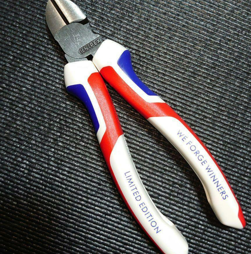 KNIPEX DIAGONAL CUTTING PLIERS 3K Grip 7002-160-S7 Limited Edition From Japan - Picture 2 of 7