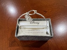 DISNEY CINDERELLA CHILDS BRACELET - New in box