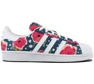 adidas superstar mit blumenmuster