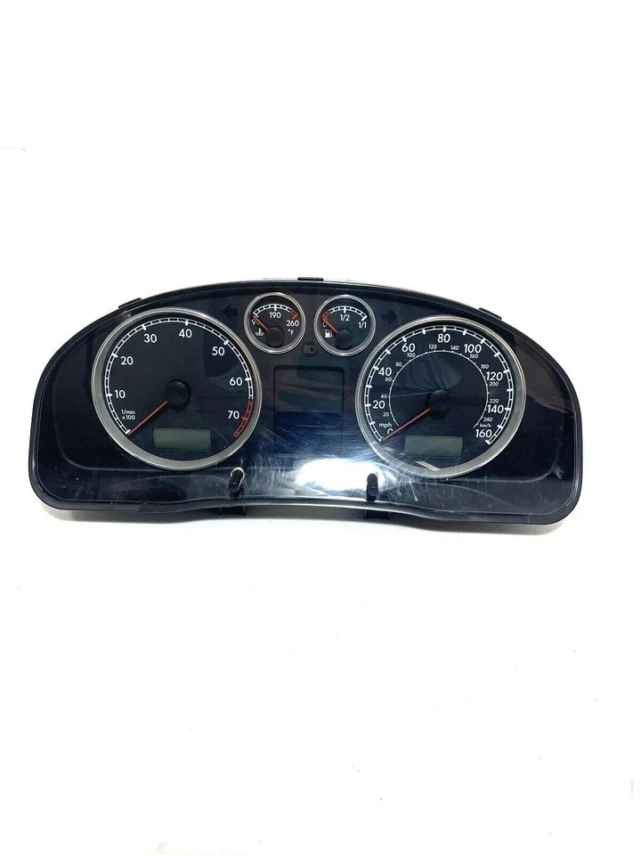 2004 2005 Volkswagen Passat Instrument Speedometer Gauge Cluster Gas OEM 927BVD0 - Image 2 of 4