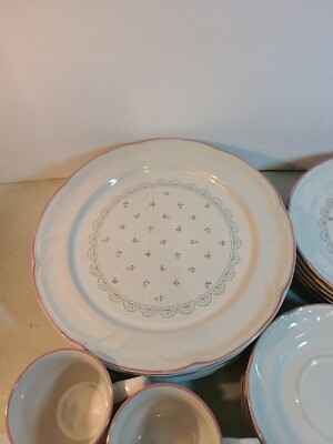 VICTORIANA Pink Rose Scalloped Rim 20pc set Japan 1988 CHD