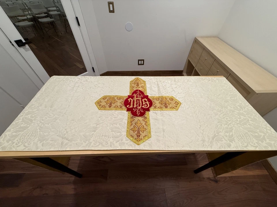 Cope gótico Luzar blanco y dorado Foto 3 de 3